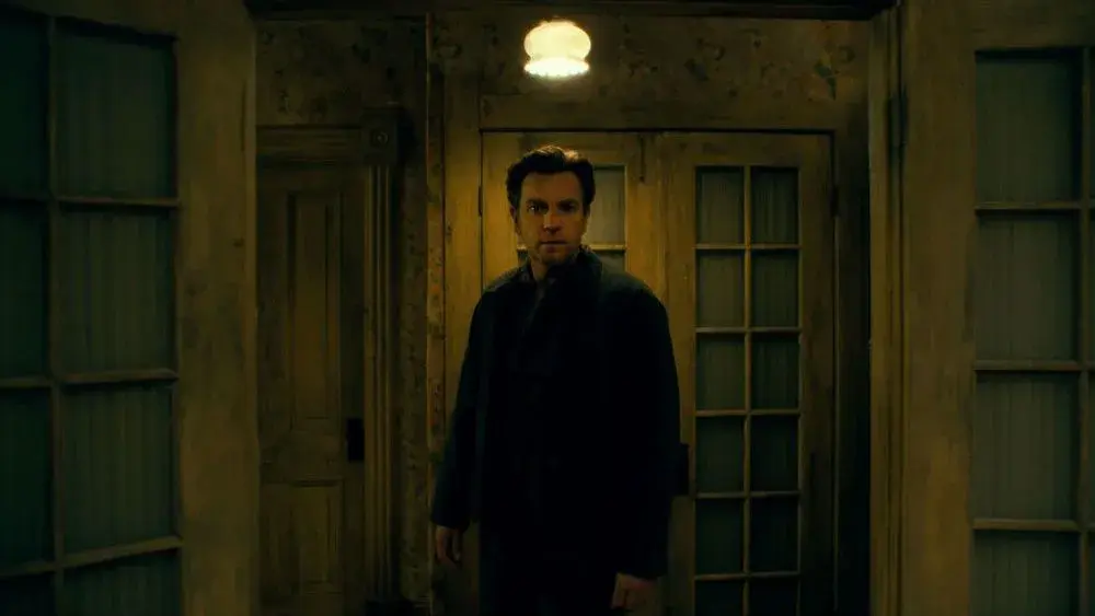 New Doctor Sleep Trailer Takes Danny Back To The Overlook