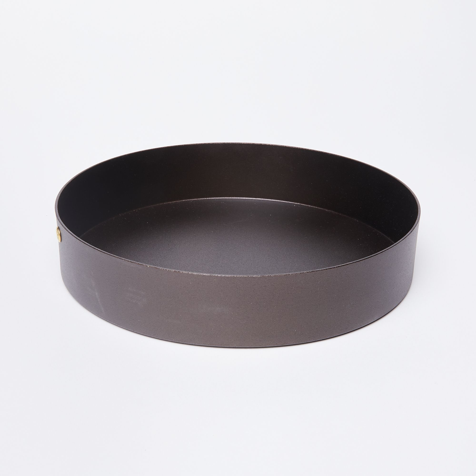 Black Iron Cake Pan by Netherton Foundry