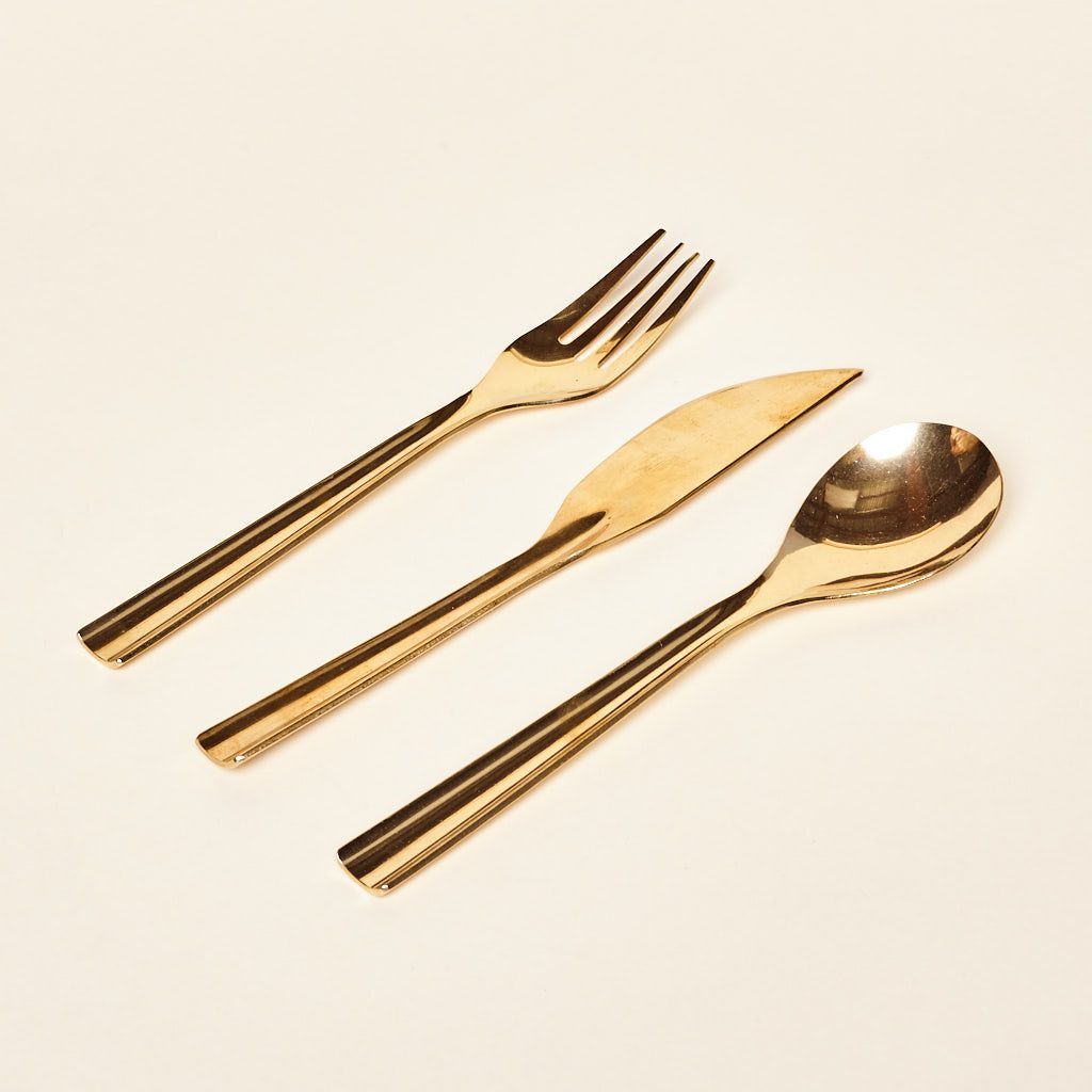 Brass cutlery store