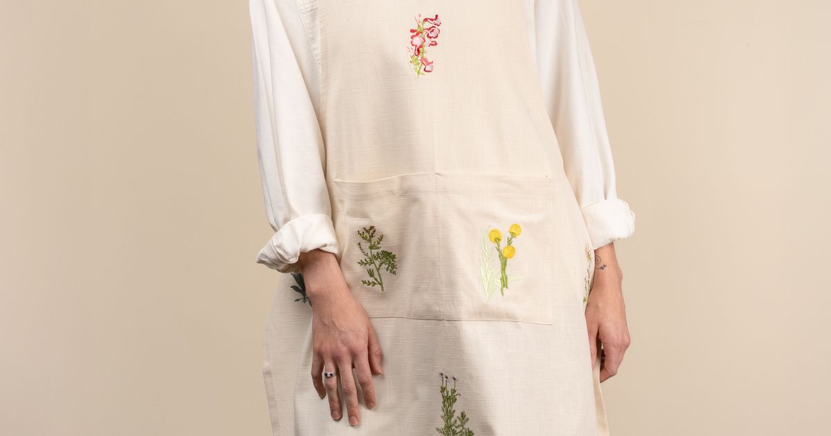 Embroidered Flower Apron | East Fork