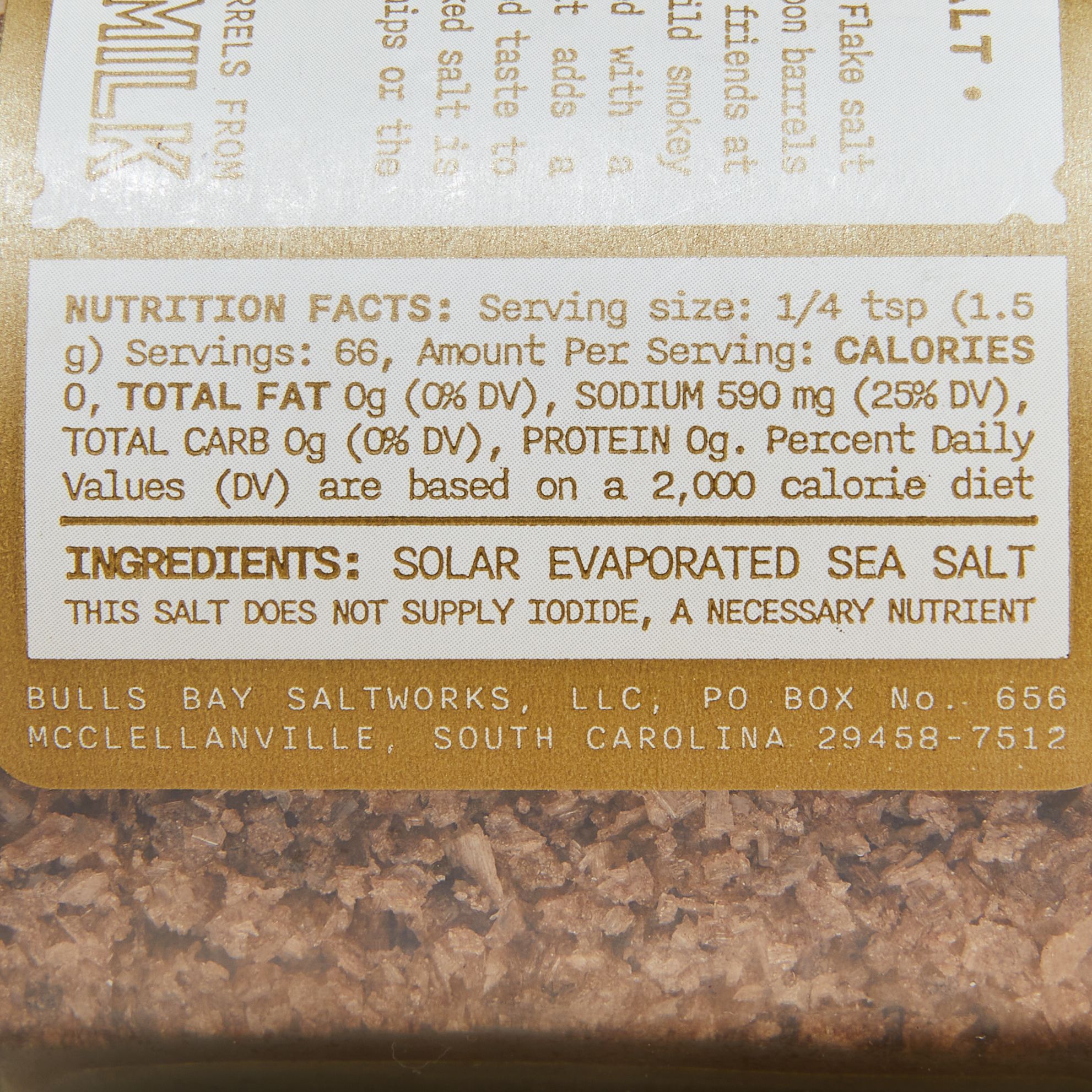 A label that shows nutritional information and ingredients contains in the jar of smoked flake salt