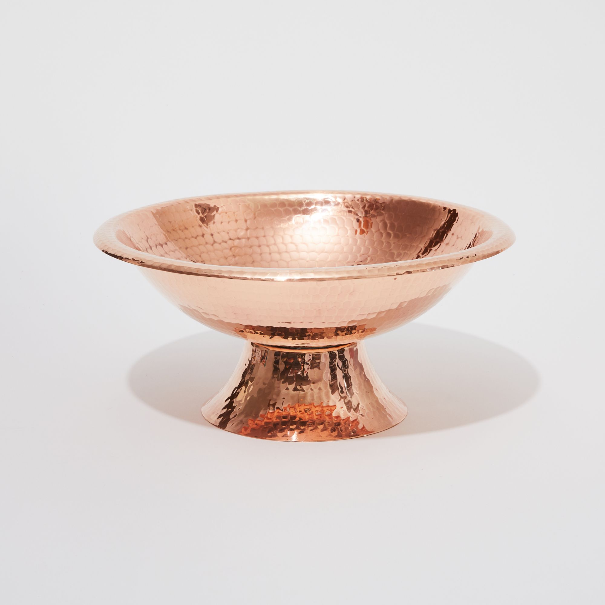 Copper fruit bowl with base