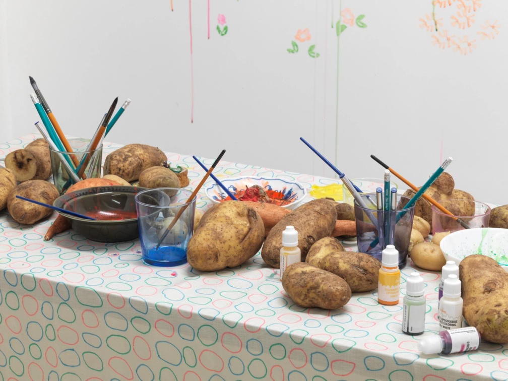 Slide 2/8: Darko Aleksovski, A Tablescape Between Roots and Flowers (detail), mixed-media installation, dimensions variable. Photo by Stathis Mamalakis. 