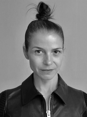 Slide 1/1: Ana Prvački