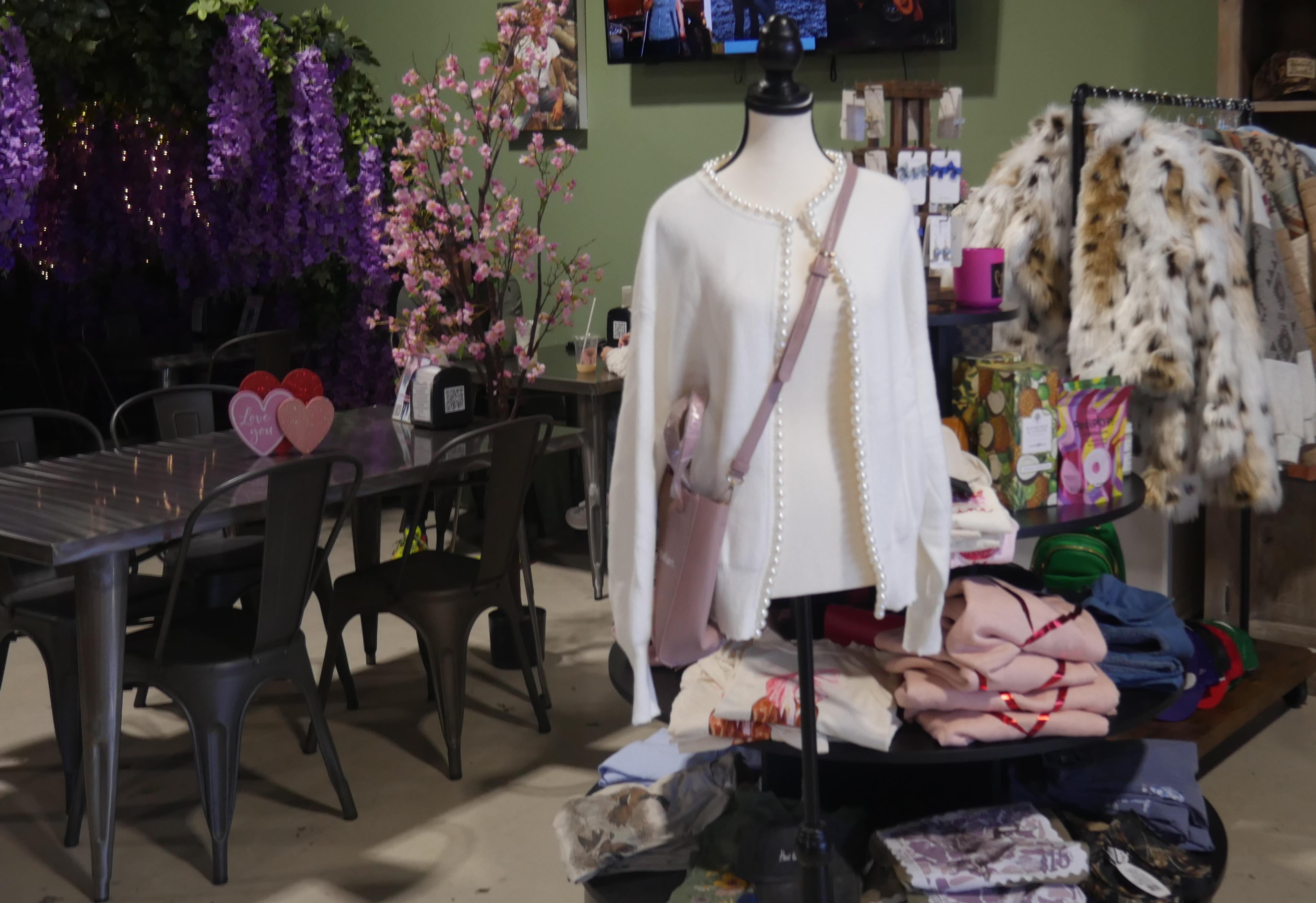 Hens & Honey Shoppe cute clothes and decor