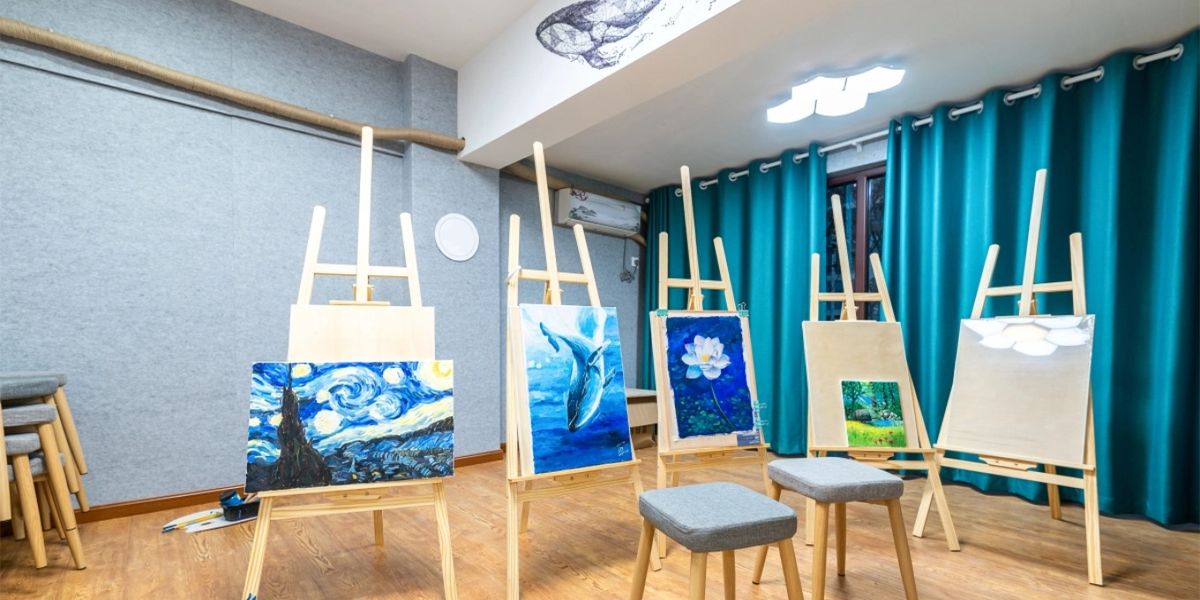 Training institution class scheduling tool for managing lessons and booking classes.