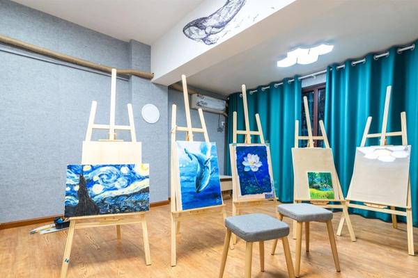 Training institution class scheduling tool for managing lessons and booking classes.