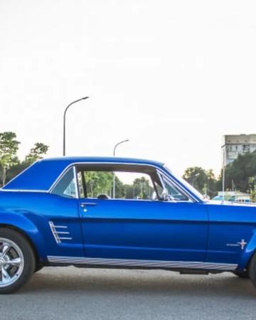 Продам Mustang