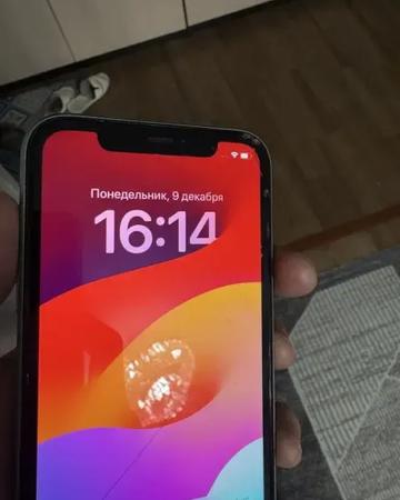 Продам IPhone 11