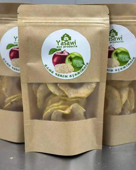 Сухофрукты Яблочные чипсы с медом и кунжутом Yasawiecoproducts