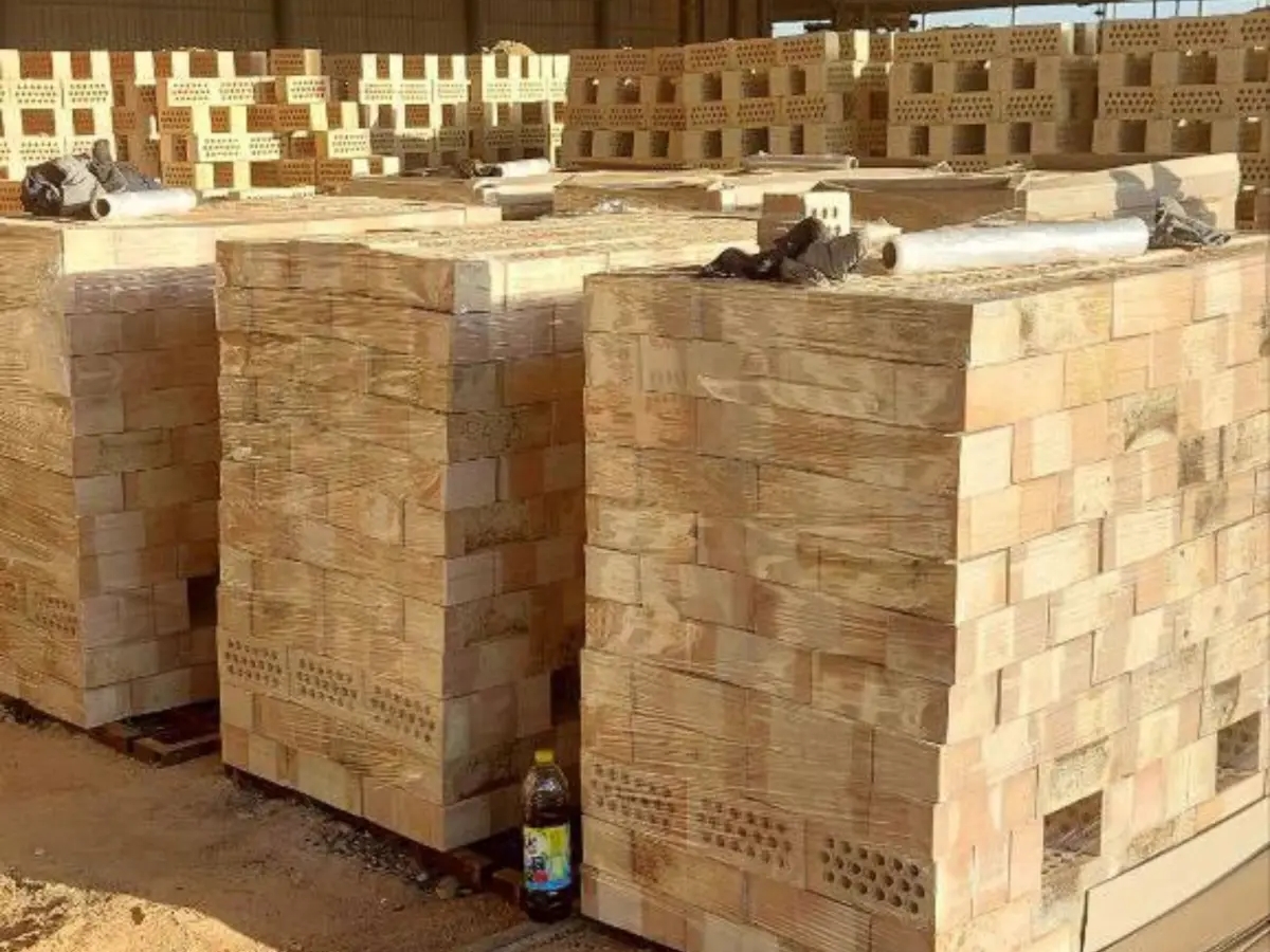 Экспортный кирпич М-150 |Доставка в Сурагач(Казахстан)Объем 12 млн/мес | Другие промышленные товары | Сарыагаш | Галерея объявления (SEO) | 2