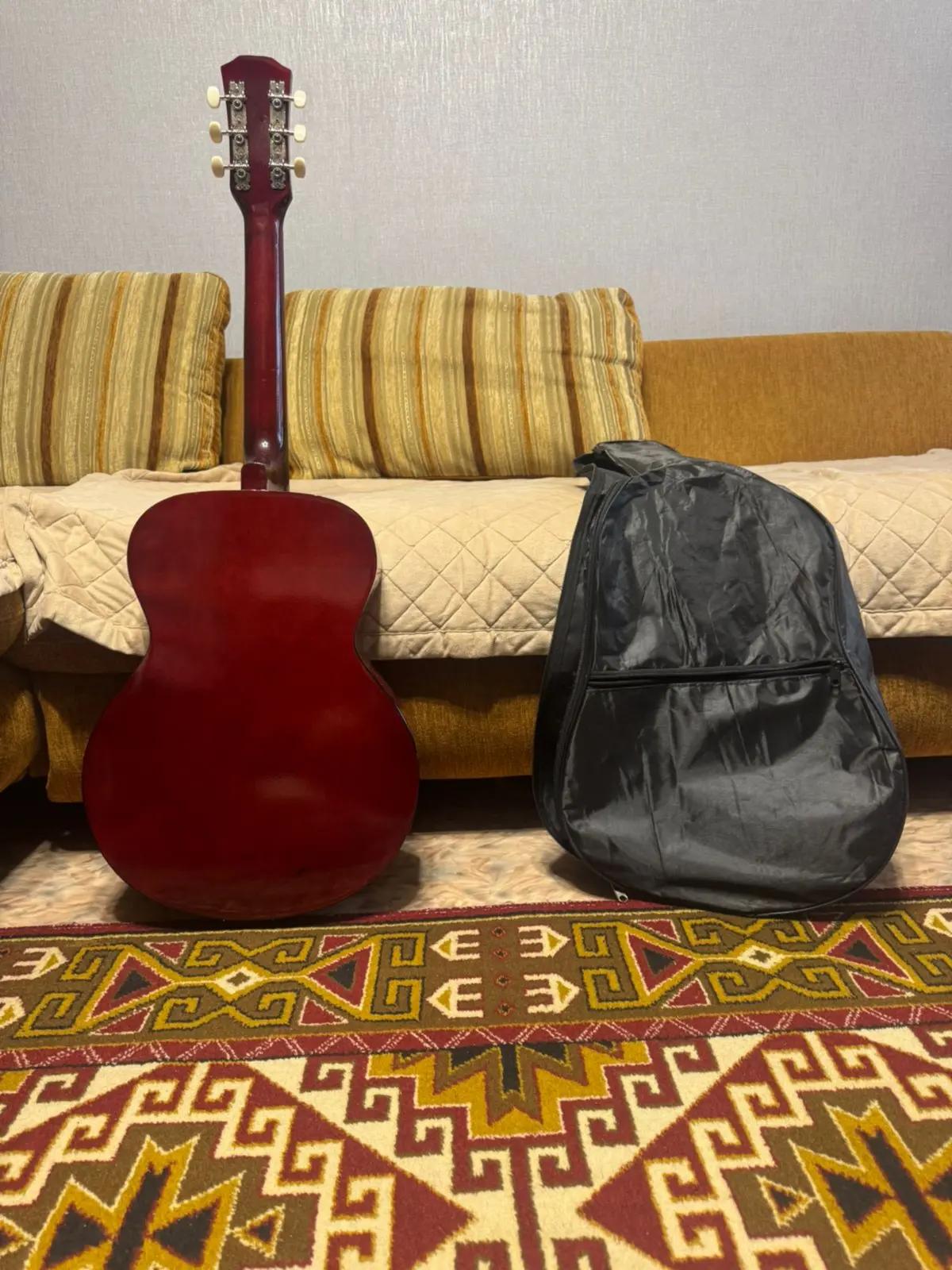 Продаю акустическую гитару | Гитары и другие струнные | Караганда | 2