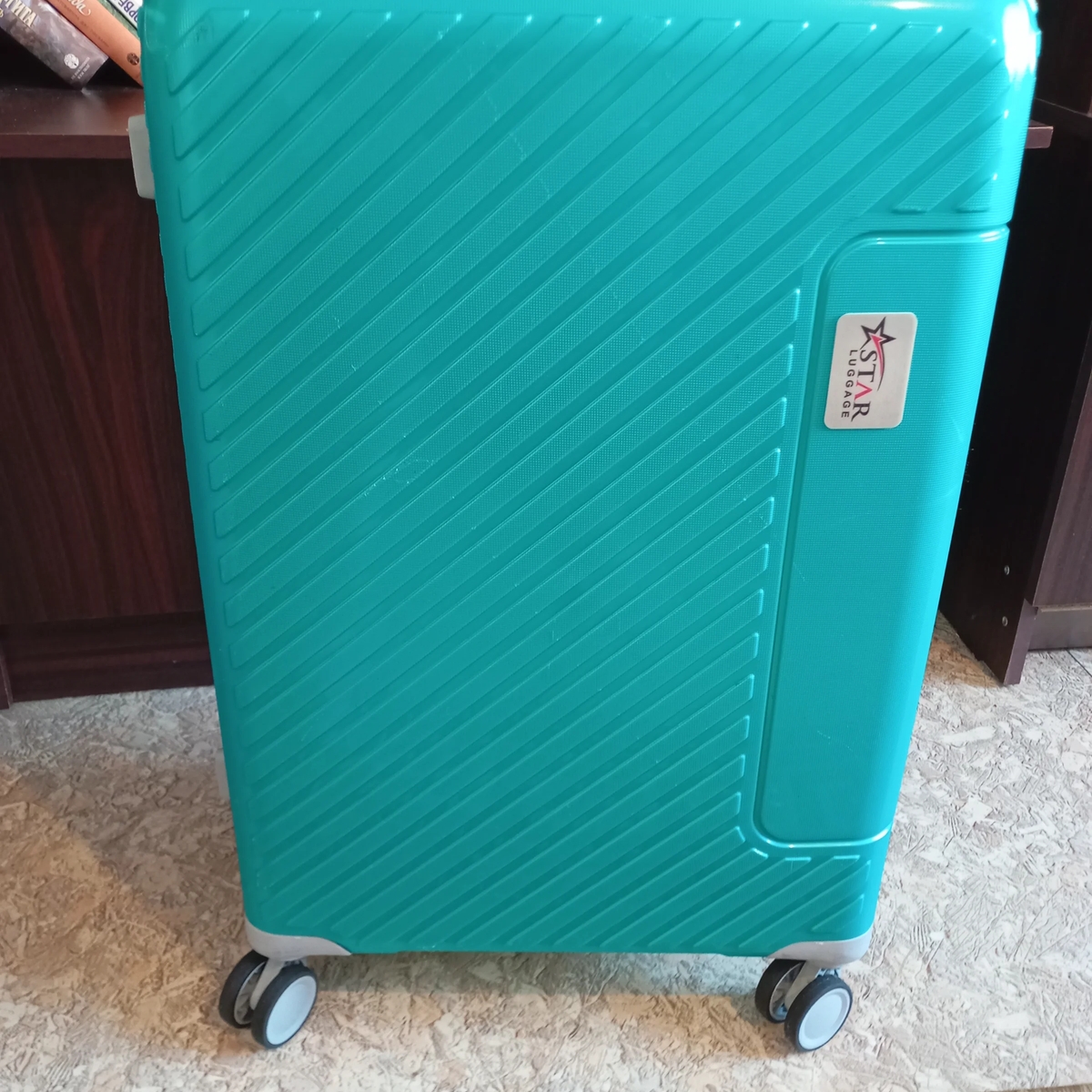 Чемодан ПО ВЫГОДНОЙ ЦЕНЕ | M (65 см) бирюзовый | Отличное состояние | Сумки | Астана | Галерея объявления (SEO) | 1