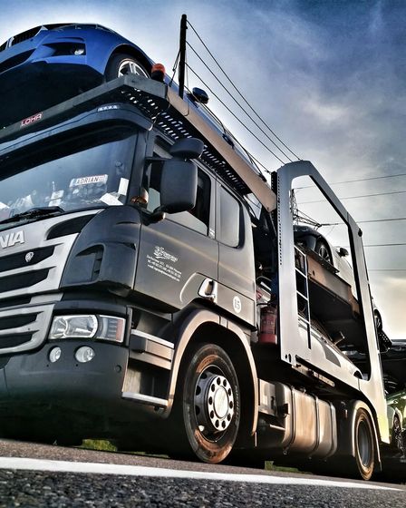 Работа для водителей C+E с проживанием в Польше – стабильная зарплата, контрактные маршруты | Транспорт, логистика | Алматы | 1