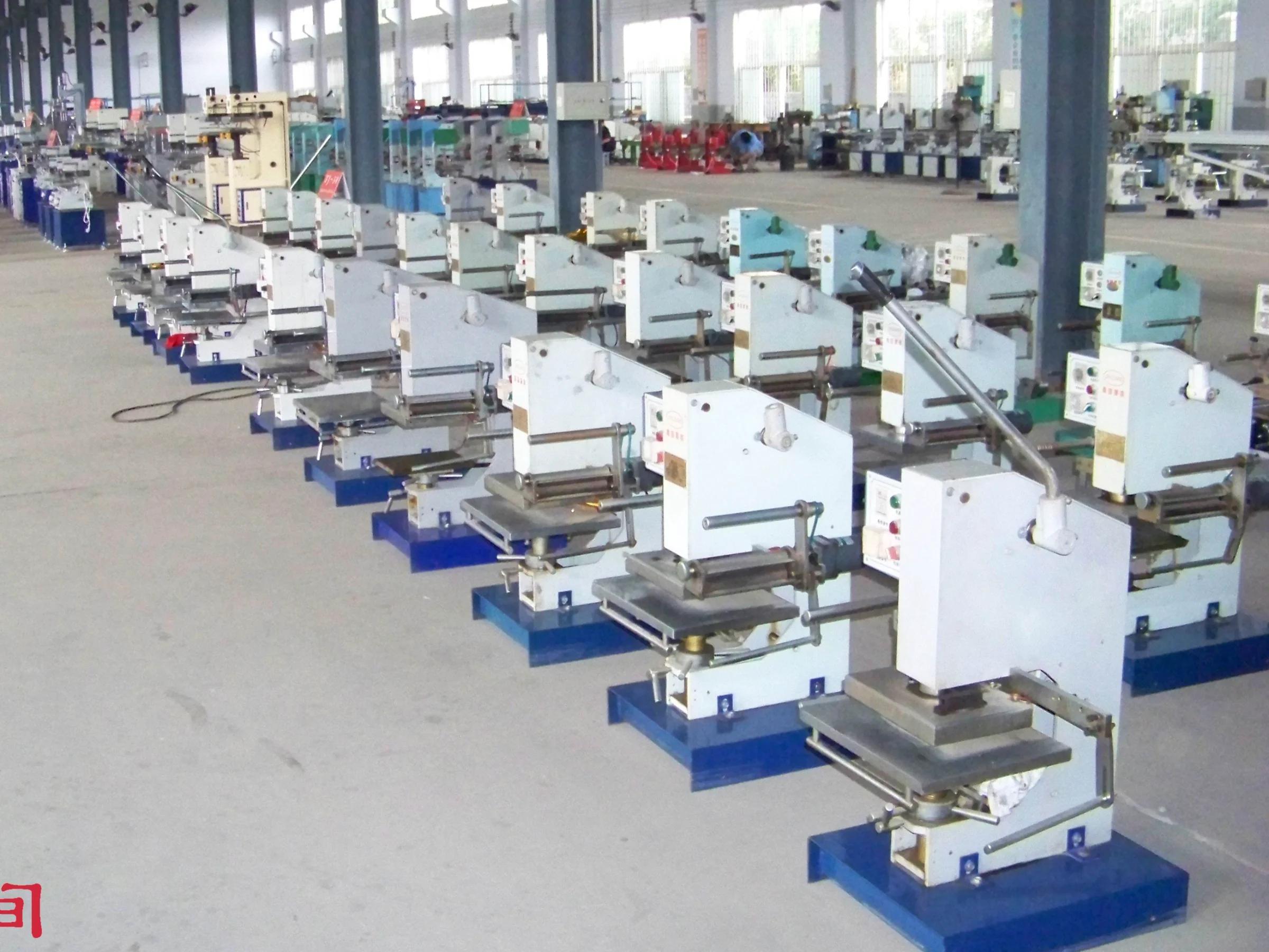 Qingdao Jinggang Gilding and Printing Machinery Co., Ltd - 4
