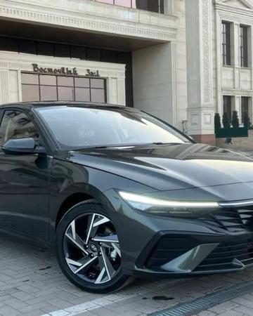 Hyundai Elantra Lux Новая