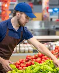 Требуется работник на склад в продуктовый отдел