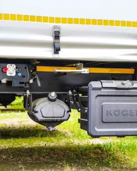 шторный грузовой полуприцеп KOGEL | Грузовики | Алматы | 2