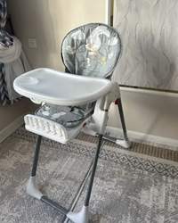 Детский стульчик для кормление