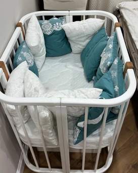 Детскую кровать продам