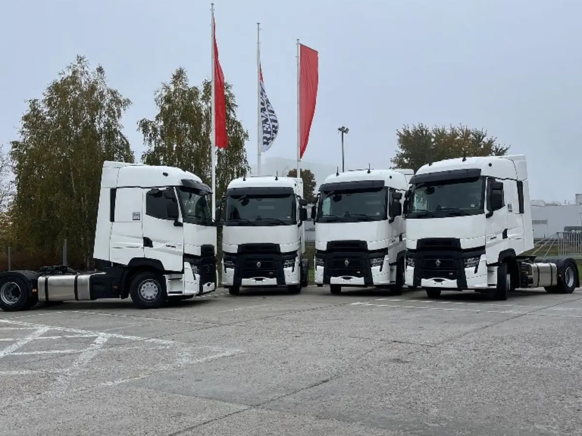 Вакансия водителя C+E: стабильная работа на современных автомобилях | Транспорт, логистика | Алматы | Галерея объявления (SEO) | 2