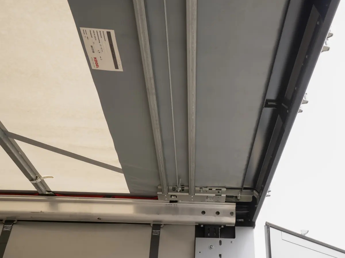 шторный грузовой полуприцеп KOGEL | Грузовики | Алматы | 2