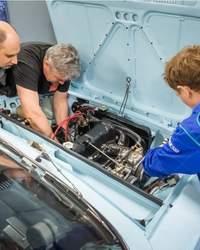 CРОЧНО СРОЧНО требуется моторист ГАЗ, УАЗ, ВАЗ, ЗИЛ