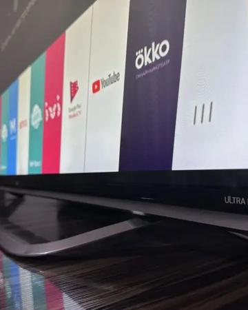 Продам телевизор 55-й диагонали Smart TV Wi-Fi YouTube оригинал