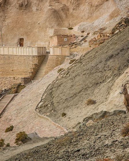 Такси из Актау поездка к подземной мечети Караман ата, Бекет ата, Шопан ата Адай ата | Пассажирские перевозки | Актау | 5