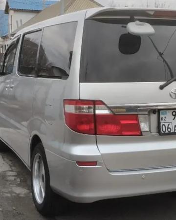 Продам Toyota Alphard г.2003