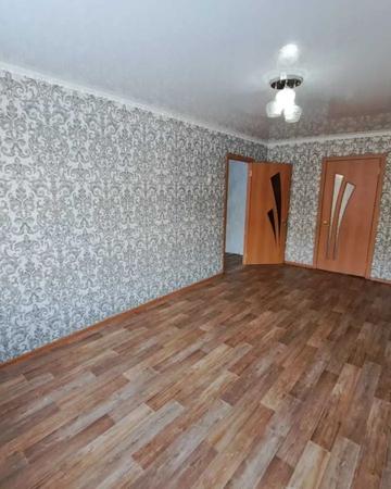Трехкомнатная квартира на 2 этаже срочно