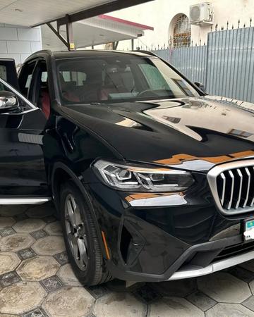 Продаю BMW X3 2022 года