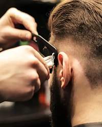 Требуется мужской мастер Барбер!