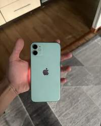 Продам IPhone 11