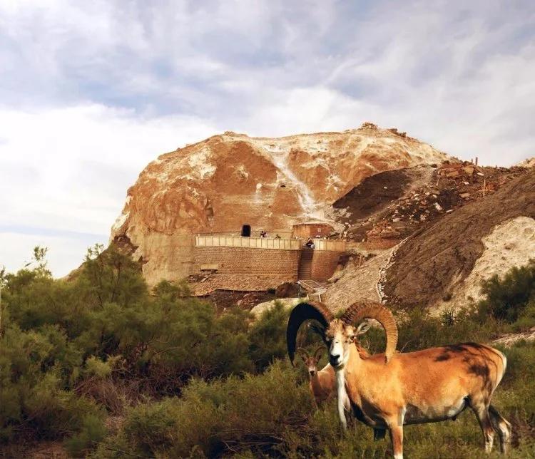 Такси из Актау поездка к подземной мечети Караман ата, Бекет ата, Шопан ата Адай ата | Пассажирские перевозки | Актау | 2
