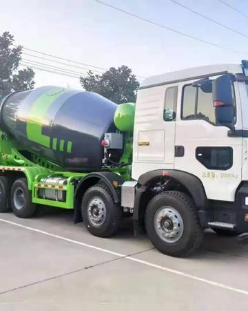 Автобетононасосы и автобетоносмесители из Китая.