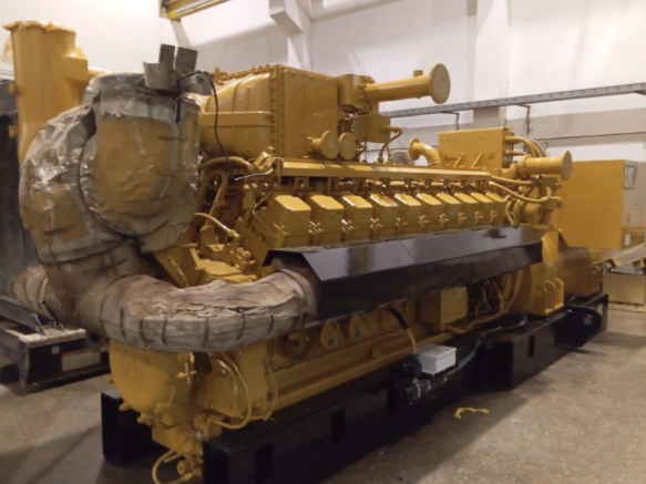 nullSide view of Caterpillar 3520H 2.5 MW Natural Gas Generating Set - used gas generator