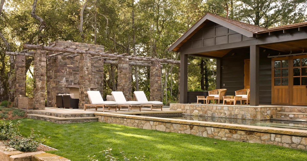 Centric General Contractors Construction and Build California Edwards Residence Exterior Pool Dining