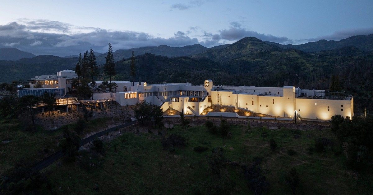 Centric General Contractors Construction and Build California Sterling Vineyards Exterior Fieldview Nighttime