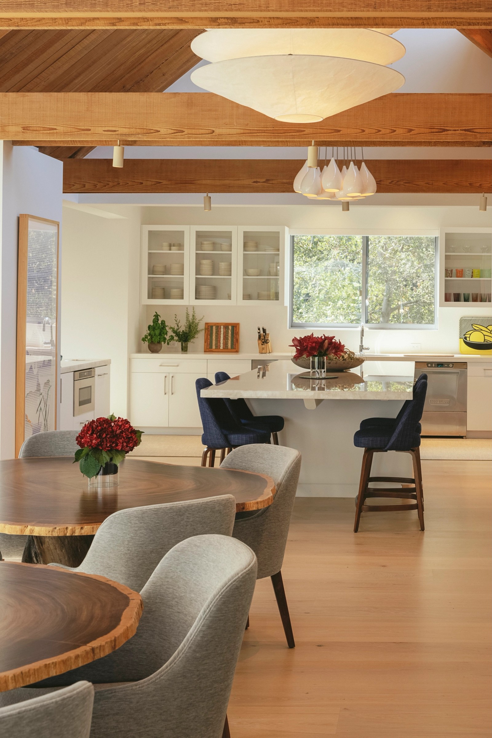 Centric General Contractors Construction and Build California Bella Oaks Interior Openplan Kitchen Dining