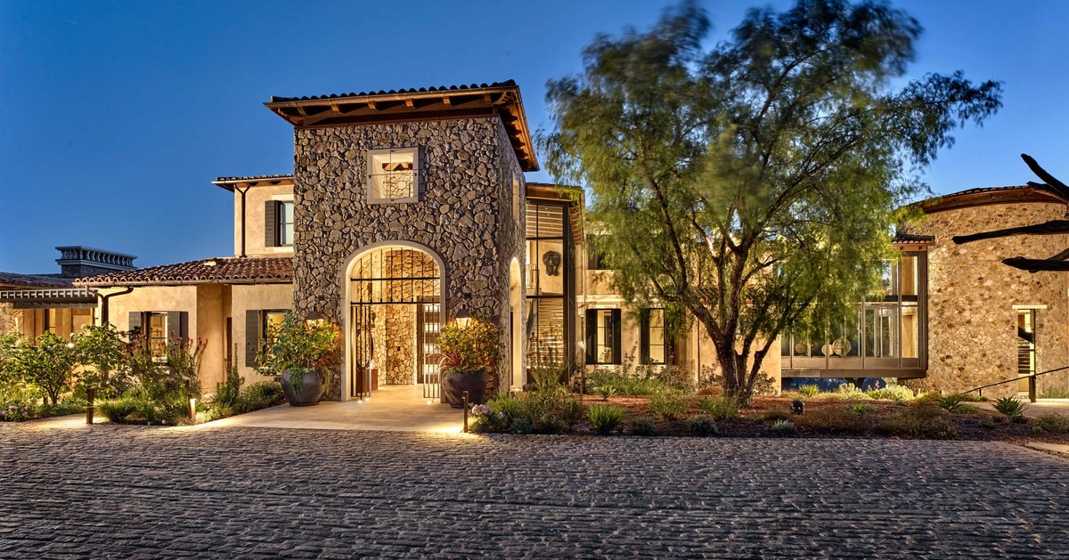 Centric General Contractors Construction and Build California Meadowood Estate Exterior Front