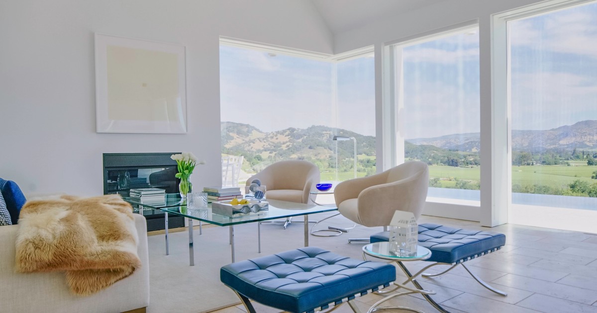 Centric General Contractors Construction and Build California The Birdhouse Interior Livingroom