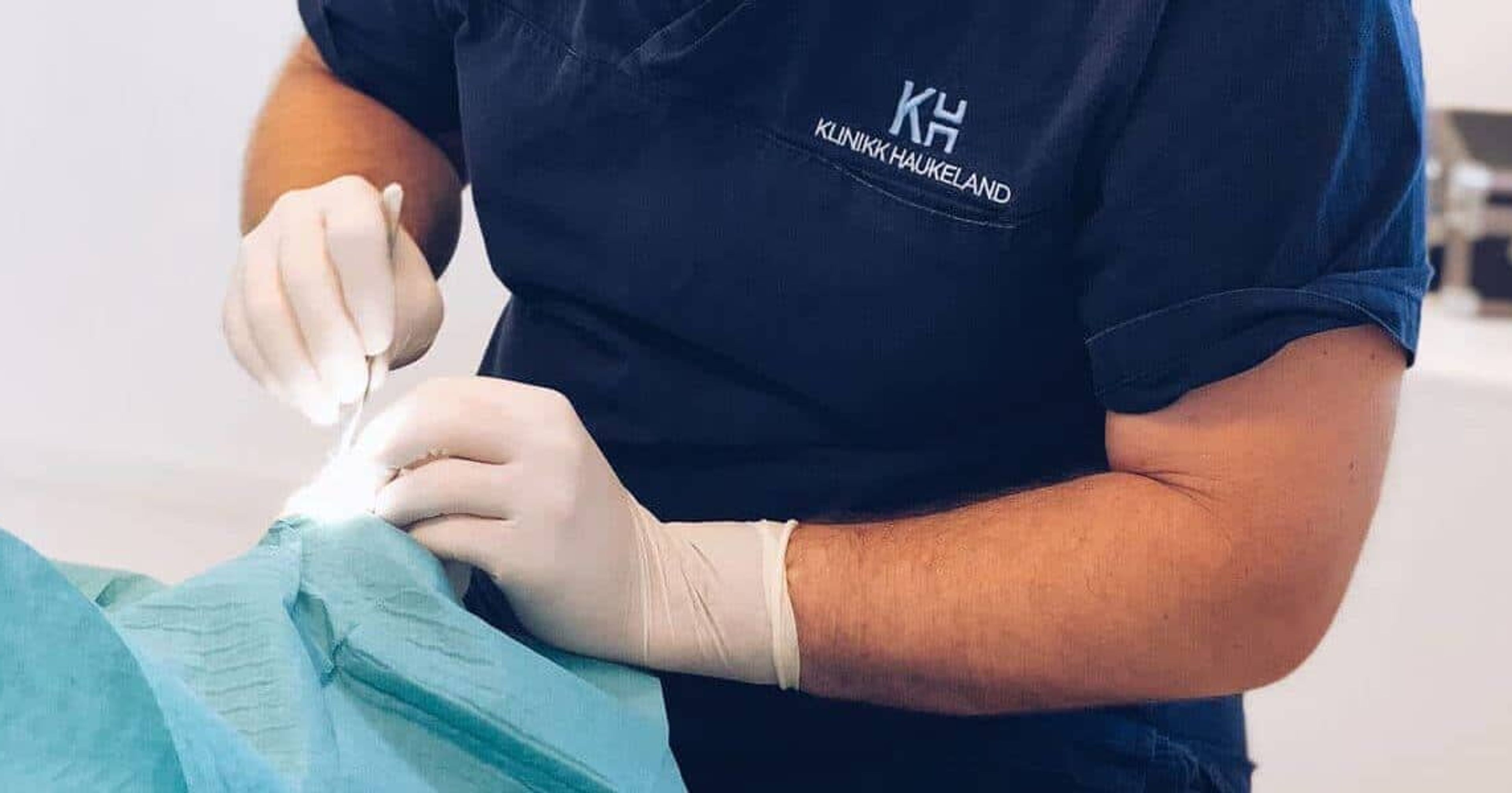 Samarbeid mellom kirurg og kosmetisk behandler