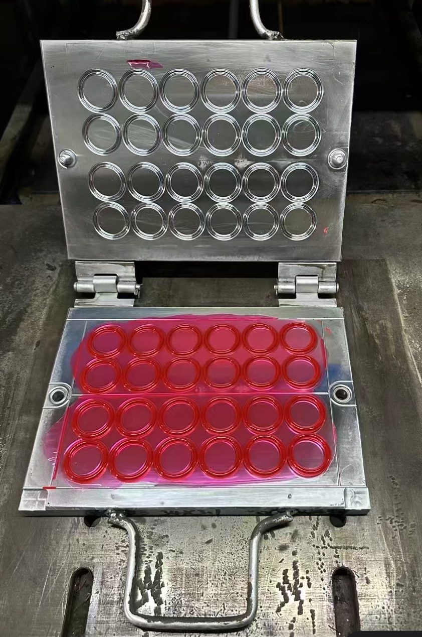 Custom polyurethane O-rings in a production mould