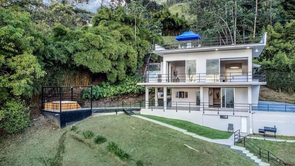 Build Wealth Through Houston Real Estate