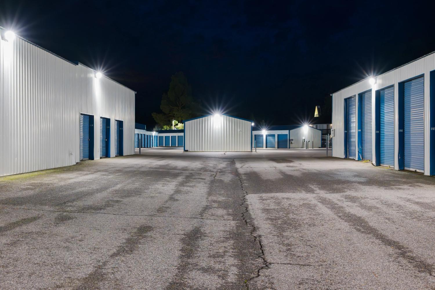 Self storage facility