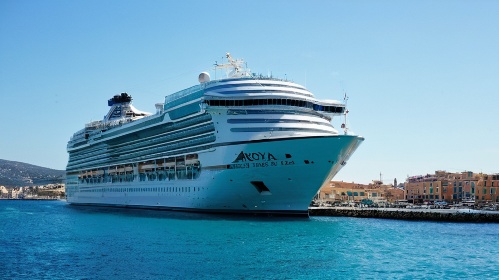Bodrum'a 'Aroya' kruvaziyeriyle 1532 turist geldi — Turizm