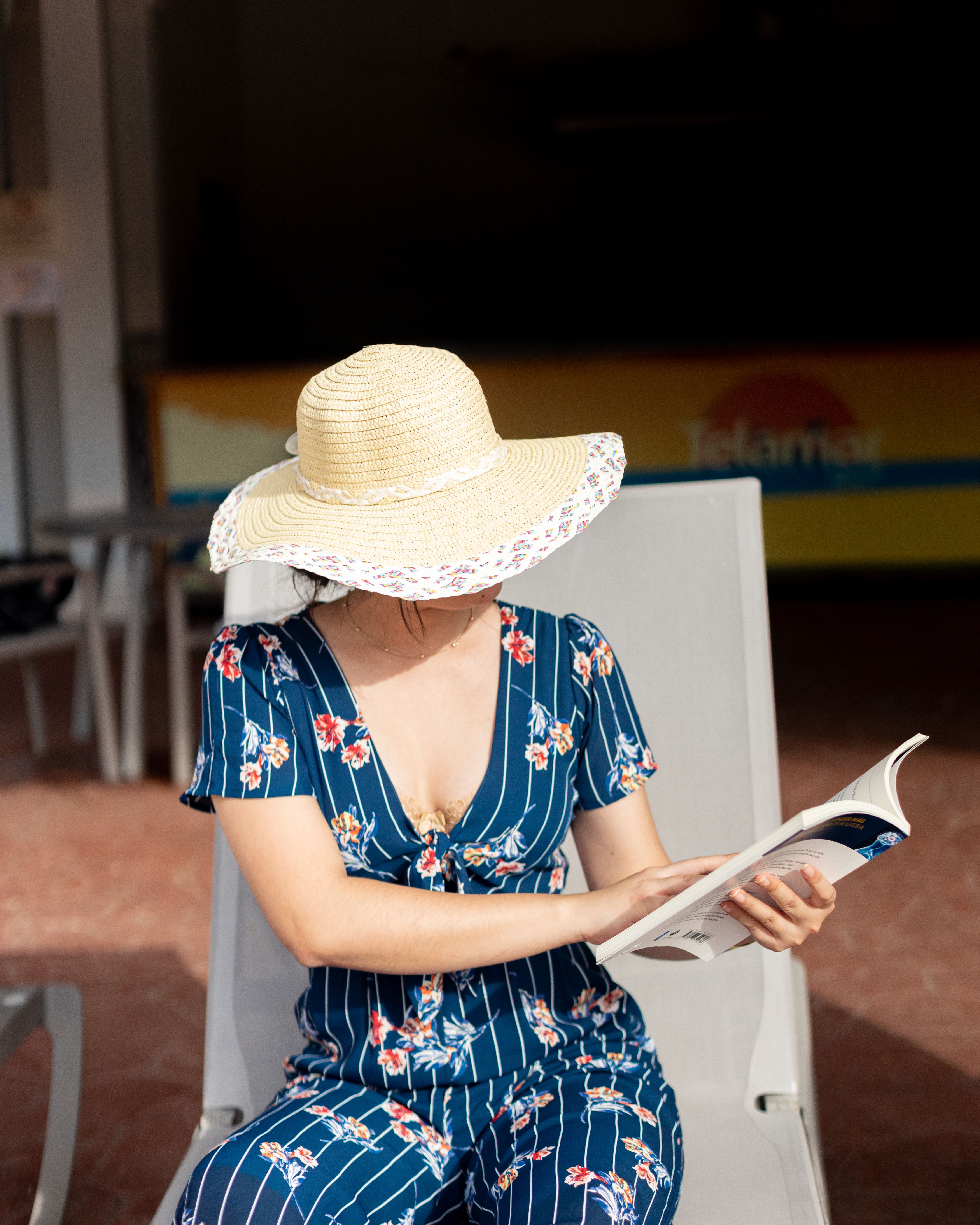 Muğla'da Turist Canına Taklati, Denize Atladı — Turizm