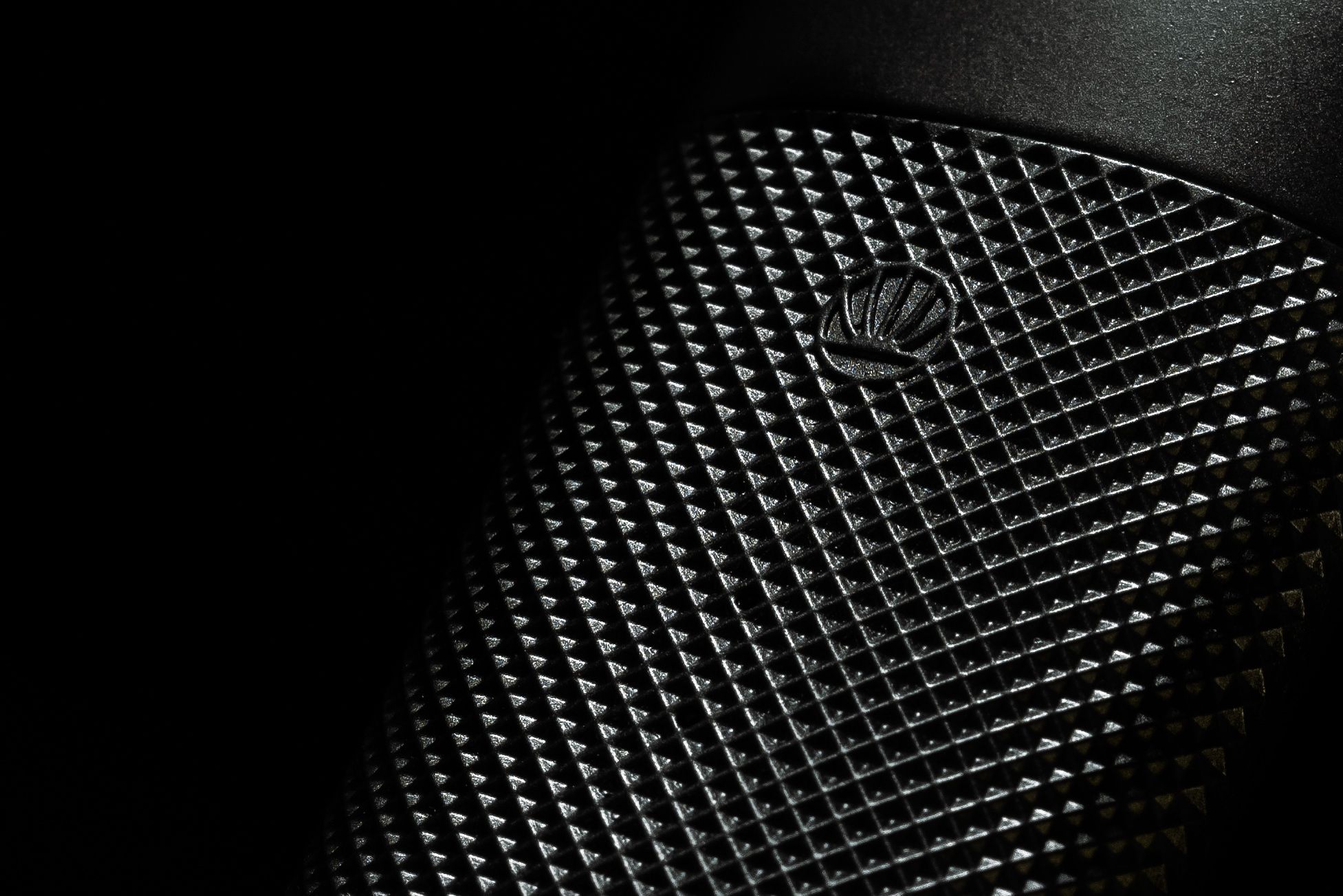 Omura Series X in Close-up