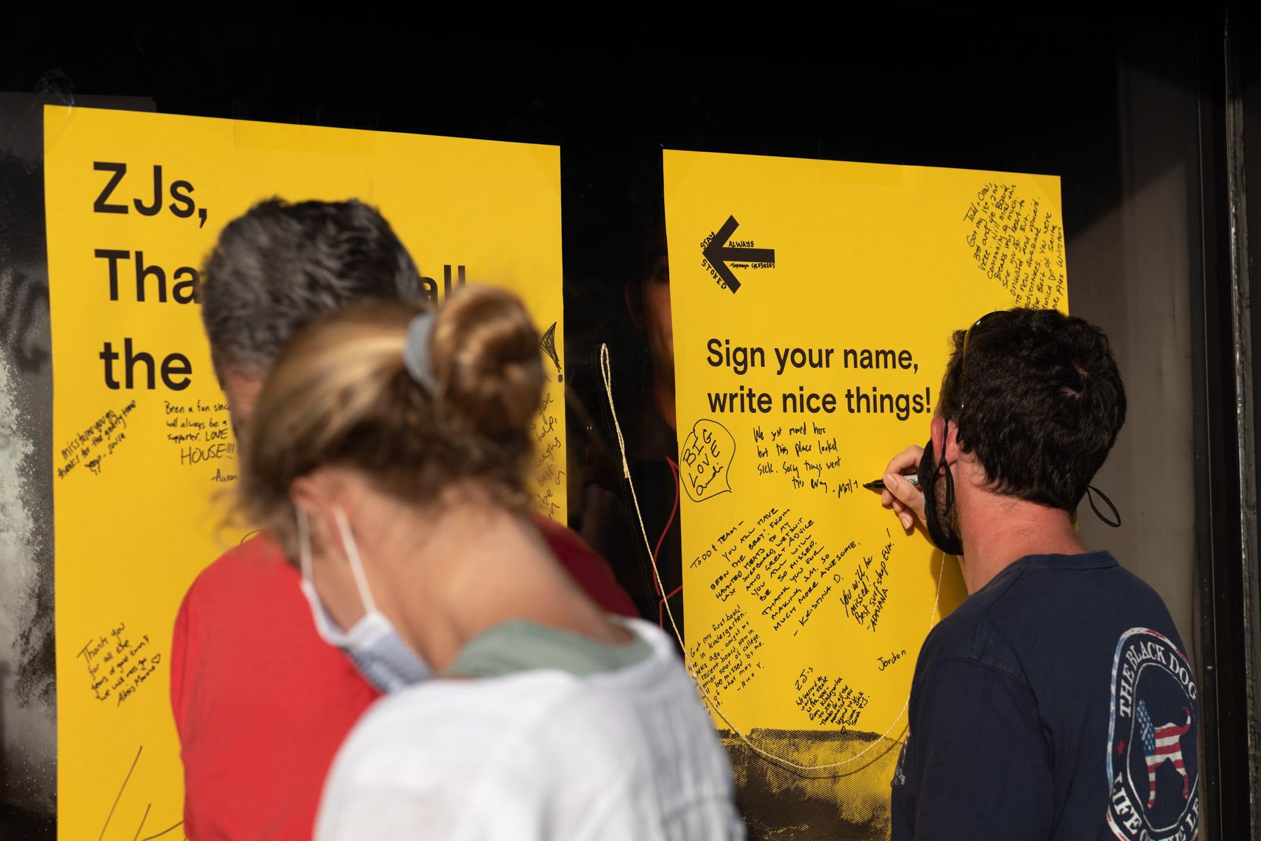 zjs boarding shop closing more writing on poster